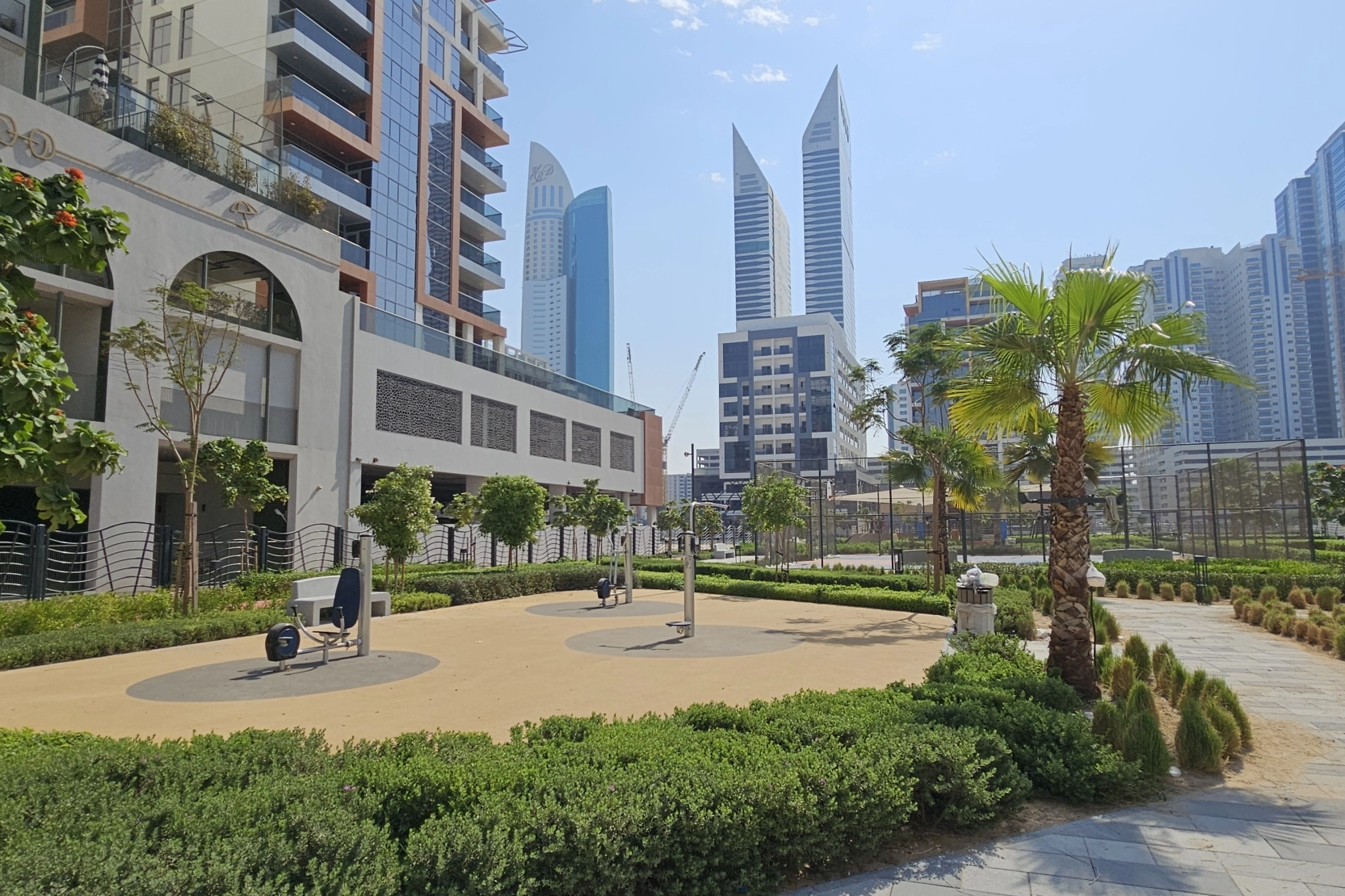 JUMEIRAH GARDEN CITY (CORNER)